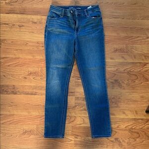 Old Navy Super Skinny Blue Jeans